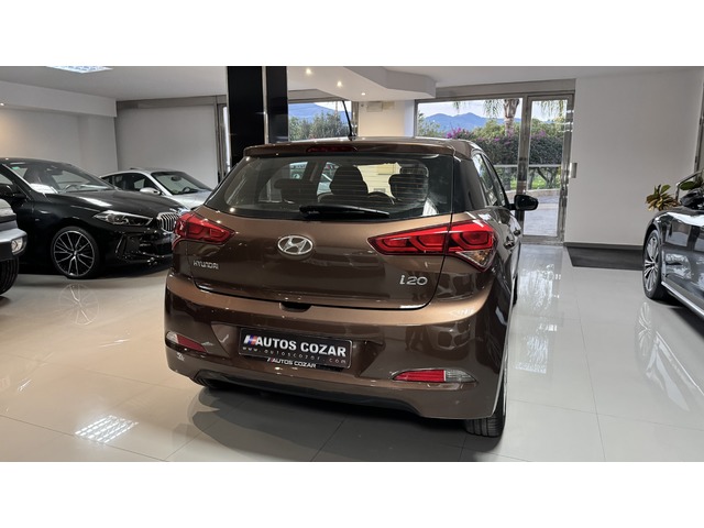 Hyundai i20 1.2 MPI Essence 62 kW (84 CV)