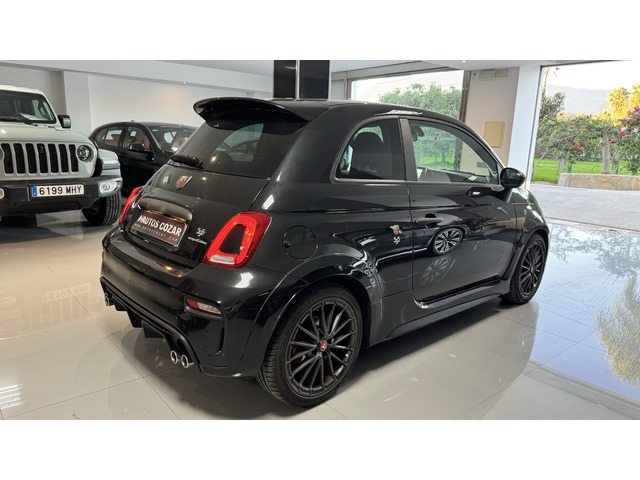 Abarth 500 1.4 16v T-Jet 595 Competizione 132 kW (180 CV)