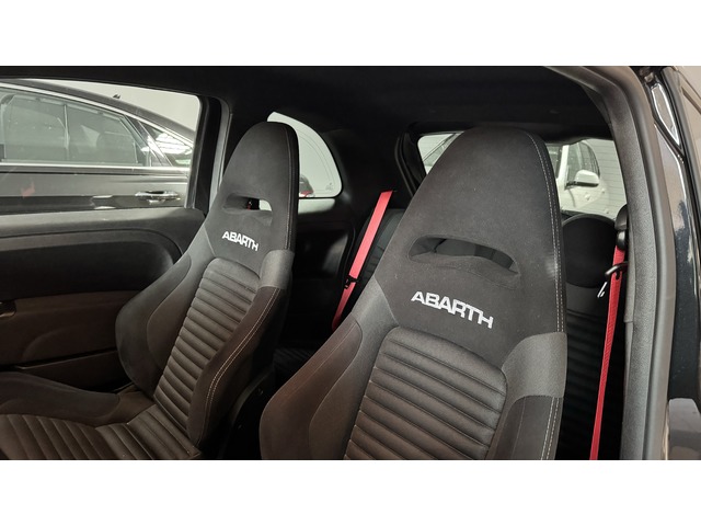 Abarth 500 1.4 16v T-Jet 595 Competizione 132 kW (180 CV)