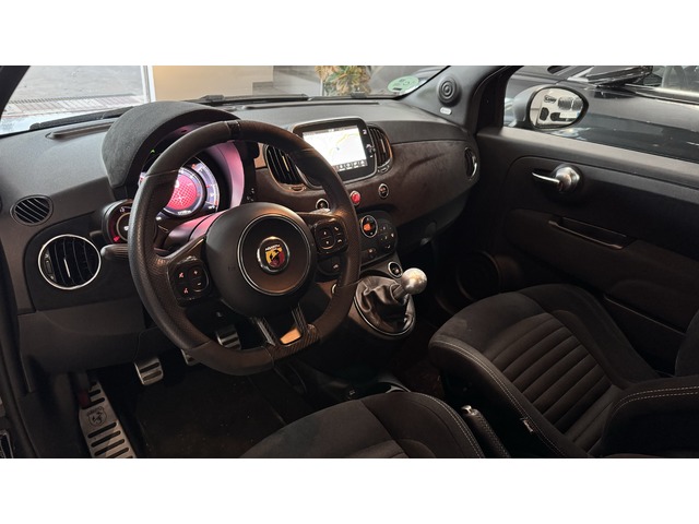 Abarth 500 1.4 16v T-Jet 595 Competizione 132 kW (180 CV)