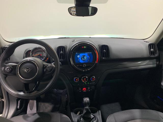 fotoG 6 del MINI MINI Countryman Cooper 100 kW (136 CV) 136cv Gasolina del 2019 en Barcelona