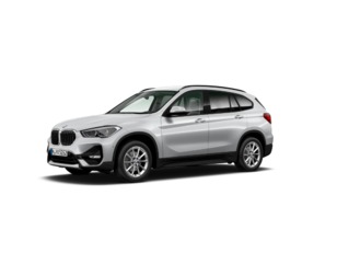 Fotos de BMW X1 sDrive18d color Gris Plata. Año 2021. 110KW(150CV). Diésel. En concesionario Movilnorte El Plantio de Madrid