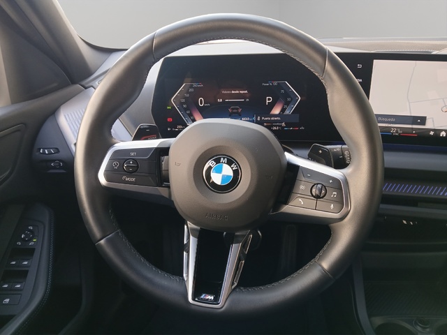 BMW Serie 1 118d color Negro. Año 2024. 110KW(150CV). Diésel. En concesionario GANDIA Automoviles Fersan, S.A. de Valencia