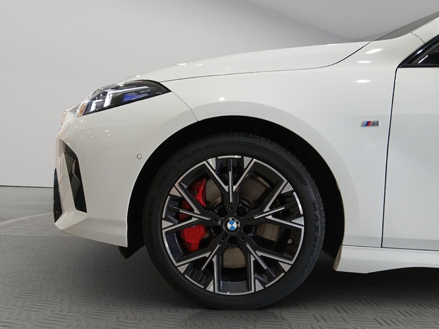 BMW Serie 1 120d color Blanco. Año 2024. 120KW(163CV). Diésel. En concesionario ALZIRA Automoviles Fersan, S.A. de Valencia