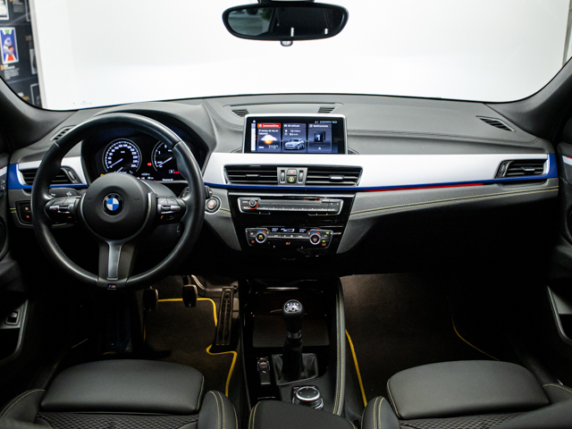 BMW X2 sDrive16d color Azul. Año 2024. 85KW(116CV). Diésel. En concesionario BMW Fuenteolid Valladolid de Valladolid