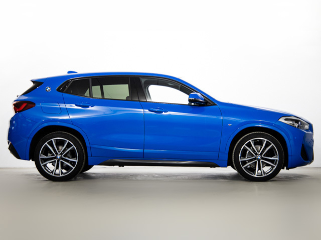 BMW X2 sDrive16d color Azul. Año 2024. 85KW(116CV). Diésel. En concesionario BMW Fuenteolid Valladolid de Valladolid