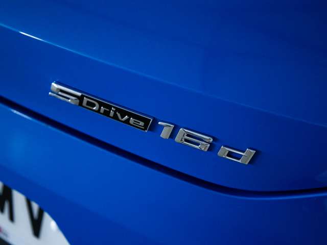 BMW X2 sDrive16d color Azul. Año 2024. 85KW(116CV). Diésel. En concesionario BMW Fuenteolid Valladolid de Valladolid