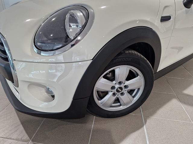 fotoG 5 del MINI MINI 5 Puertas One 75 kW (102 CV) 102cv Gasolina del 2018 en Huelva