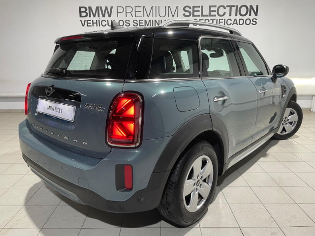 fotoG 3 del MINI MINI Countryman Cooper 100 kW (136 CV) 136cv Gasolina del 2022 en Alicante