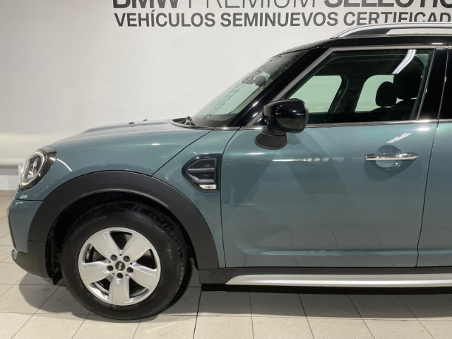 fotoG 12 del MINI MINI Countryman Cooper 100 kW (136 CV) 136cv Gasolina del 2022 en Alicante