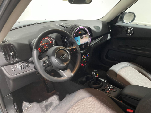 fotoG 16 del MINI MINI Countryman Cooper 100 kW (136 CV) 136cv Gasolina del 2022 en Alicante
