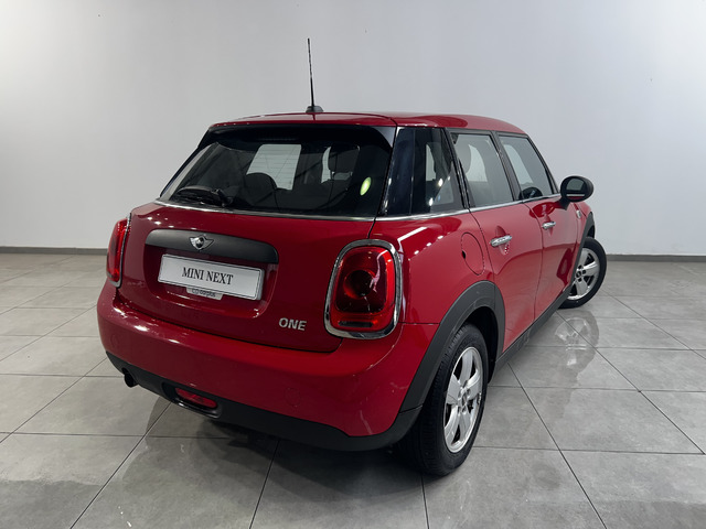 fotoG 3 del MINI MINI 5 Puertas One 75 kW (102 CV) 102cv Gasolina del 2017 en Huelva