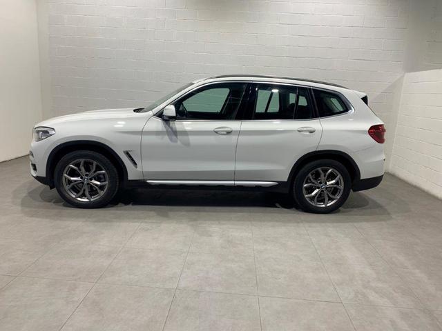 BMW X3 xDrive20d color Blanco. Año 2018. 140KW(190CV). Diésel. En concesionario Motor Munich - Terrassa - VO de Barcelona