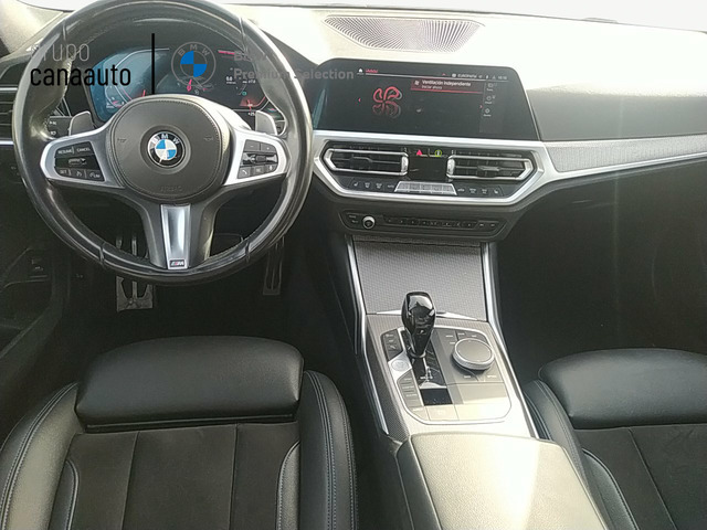 BMW Serie 3 320d color Gris. Año 2020. 140KW(190CV). Diésel. En concesionario LAS CHAFIRAS de Sta. C. Tenerife