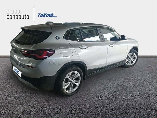 BMW X2 xDrive25e color Gris Plata. Año 2020. 162KW(220CV). Híbrido Electro/Gasolina. En concesionario LAS CHAFIRAS de Sta. C. Tenerife