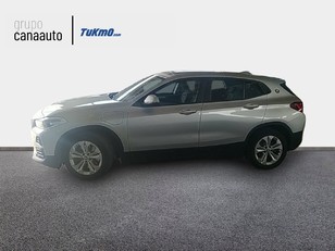 Fotos de BMW X2 xDrive25e color Gris Plata. Año 2020. 162KW(220CV). Híbrido Electro/Gasolina. En concesionario LAS CHAFIRAS de Sta. C. Tenerife