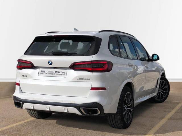 BMW X5 xDrive30d color Blanco. Año 2022. 210KW(286CV). Diésel. En concesionario Proa Premium Palma de Baleares