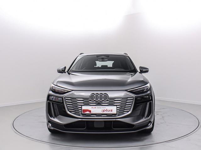 Audi Q6 e-tron S line Quattro 285 kW (388 CV)