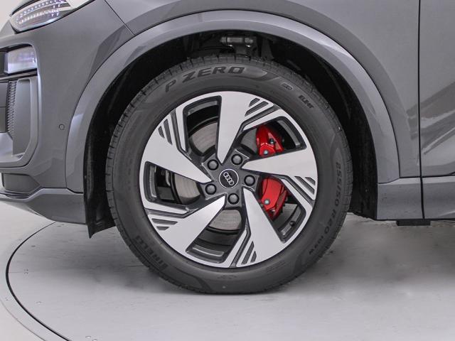 Audi Q6 e-tron S line Quattro 285 kW (388 CV)