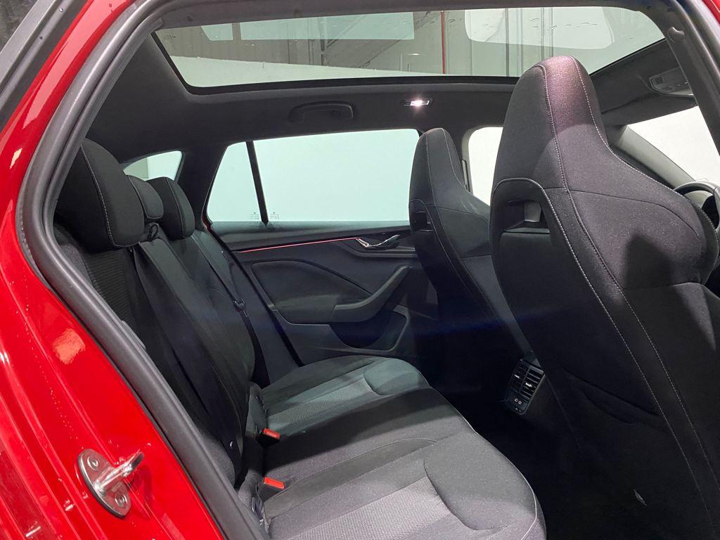 Design 1.0 TSI DSG 85 kW (115 CV)
