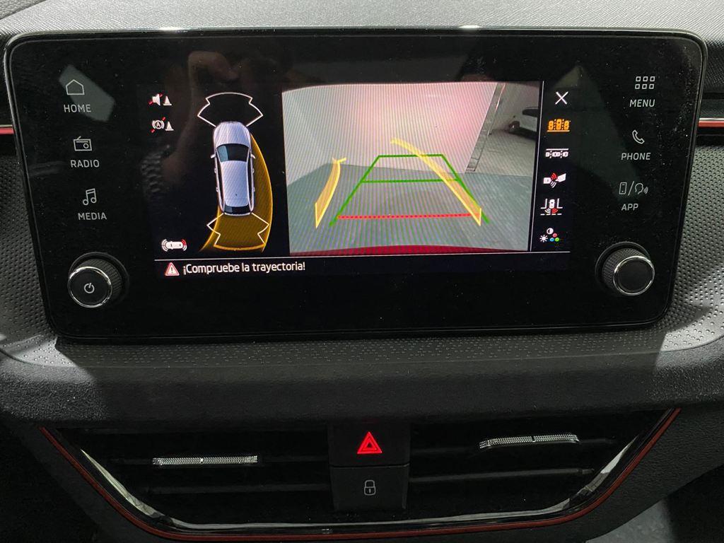 Design 1.0 TSI DSG 85 kW (115 CV)