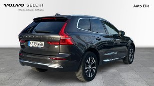 Volvo XC60 T6 Recharge Core AWD Auto 257 kW (350 CV) - 6 Volvo XC60 T6 Ocasión 257 KW (350CV) - 6