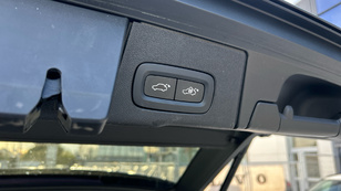 Volvo XC60 T6 Recharge Core AWD Auto 257 kW (350 CV) - 46 Volvo XC60 T6 Ocasión 257 KW (350CV) - 46