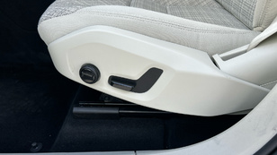 Volvo XC60 T6 Recharge Core AWD Auto 257 kW (350 CV) - 51 Volvo XC60 T6 Ocasión 257 KW (350CV) - 51