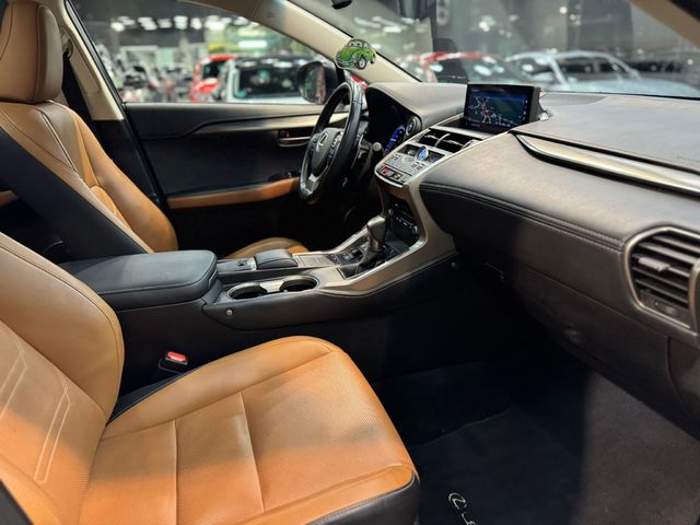 Lexus NX 300h Executive Navigation 4WD 145 kW (197 CV)