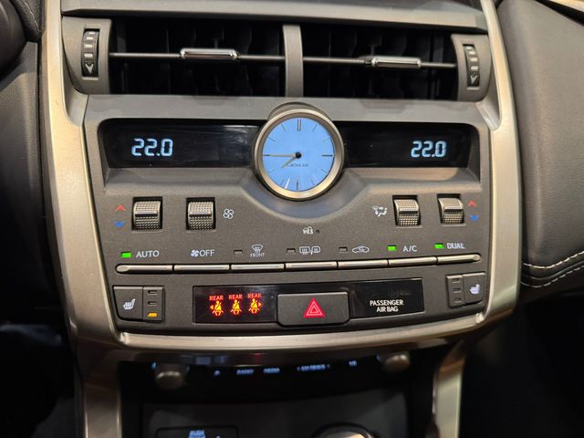 Lexus NX 300h Executive Navigation 4WD 145 kW (197 CV)