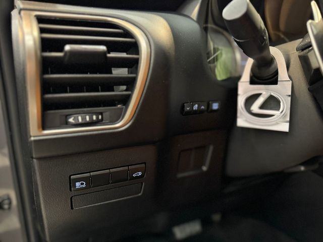 Lexus NX 300h Executive Navigation 4WD 145 kW (197 CV)