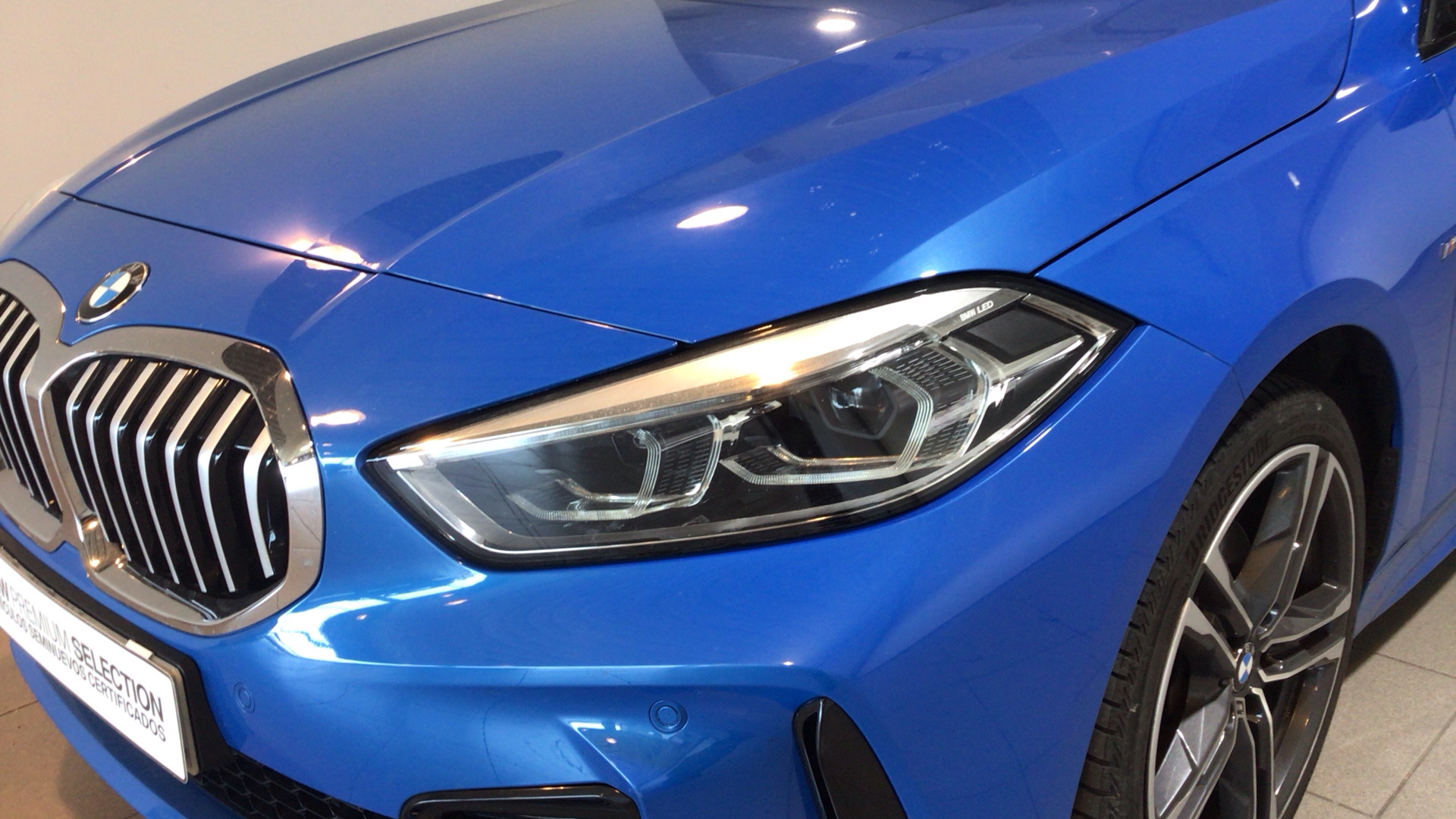 BMW Serie 1 118i color Azul. Año 2020. 103KW(140CV). Gasolina. En concesionario BYmyCAR Madrid - Alcalá de Madrid