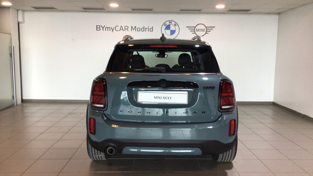 fotoG 4 del MINI MINI Countryman Cooper 100 kW (136 CV) 136cv Gasolina del 2022 en Madrid