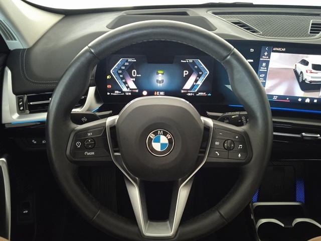 BMW X1 xDrive20d color Blanco. Año 2024. 120KW(163CV). Diésel. En concesionario ALBAMOCION CUENCA de Cuenca