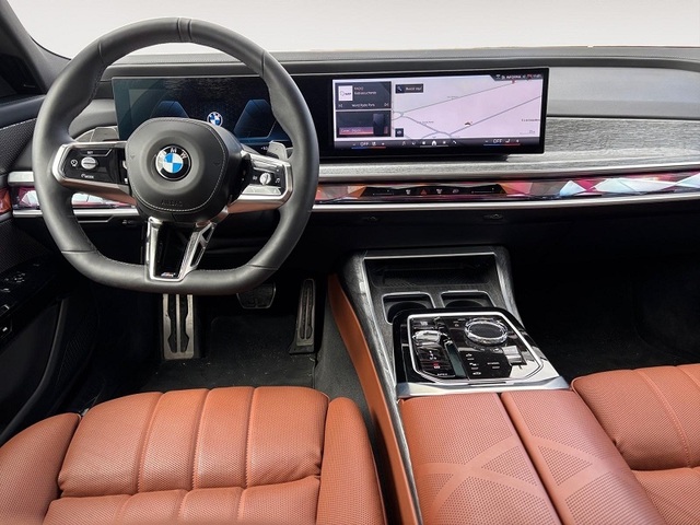 BMW Serie 7 740d color Negro. Año 2024. 220KW(299CV). Diésel. En concesionario Albamocion S.L. ALBACETE de Albacete