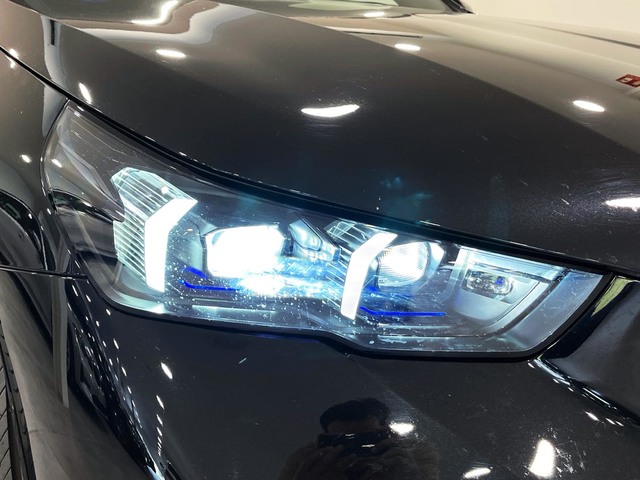 BMW i5 eDrive40 color Negro. Año 2024. 250KW(340CV). Eléctrico. En concesionario Engasa S.A. de Valencia