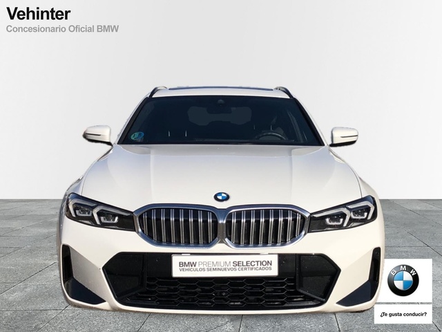 BMW Serie 3 320d Touring color Blanco. Año 2024. 140KW(190CV). Diésel. En concesionario Vehinter Getafe de Madrid