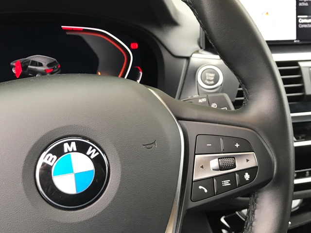 BMW X3 xDrive20d color Gris Plata. Año 2021. 140KW(190CV). Diésel. En concesionario Celtamotor Vigo de Pontevedra
