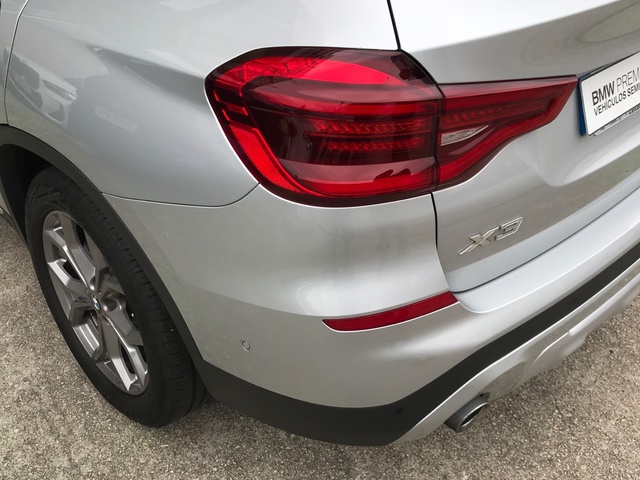 BMW X3 xDrive20d color Gris Plata. Año 2021. 140KW(190CV). Diésel. En concesionario Celtamotor Vigo de Pontevedra