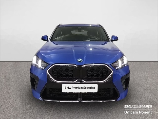 BMW X2 sDrive20d color Azul. Año 2024. 120KW(163CV). Diésel. En concesionario Unicars Ponent de Lleida