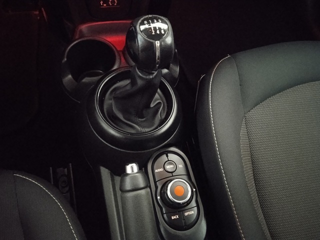 fotoG 19 del MINI MINI 5 Puertas One D 70 kW (95 CV) 95cv Diésel del 2018 en Albacete