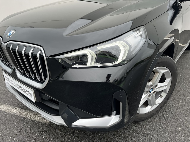 BMW X1 sDrive18d color Negro. Año 2024. 110KW(150CV). Diésel. En concesionario Novomóvil Oleiros de Coruña