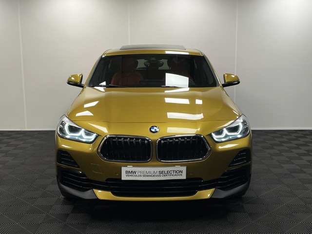 BMW X2 sDrive18d color Oro. Año 2020. 110KW(150CV). Diésel. En concesionario Maberauto de Castellón