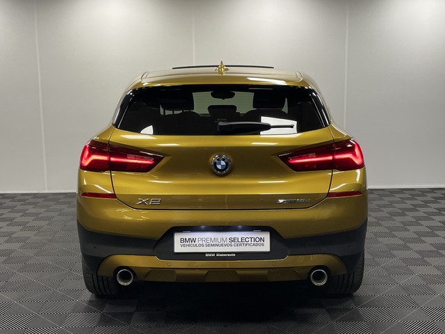 BMW X2 sDrive18d color Oro. Año 2020. 110KW(150CV). Diésel. En concesionario Maberauto de Castellón