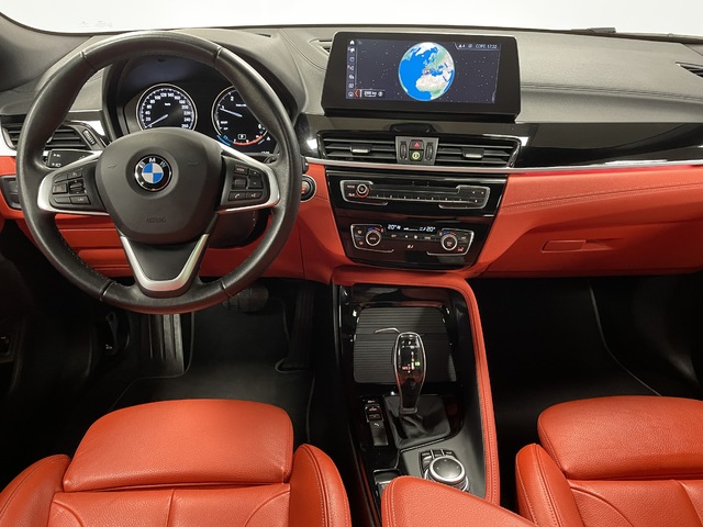 BMW X2 sDrive18d color Oro. Año 2020. 110KW(150CV). Diésel. En concesionario Maberauto de Castellón