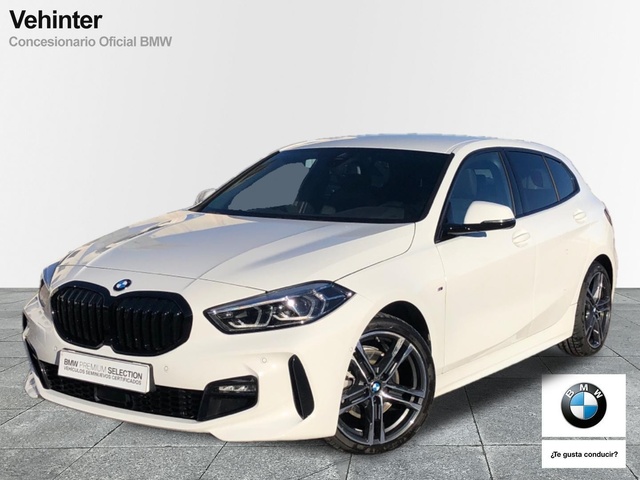 BMW Serie 1 118d color Blanco. Año 2023. 110KW(150CV). Diésel. En concesionario Vehinter Getafe de Madrid