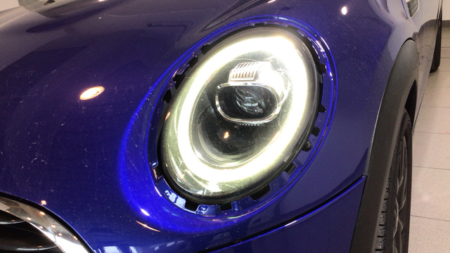 fotoG 15 del MINI MINI 5 Puertas Cooper 100 kW (136 CV) 136cv Gasolina del 2020 en Madrid