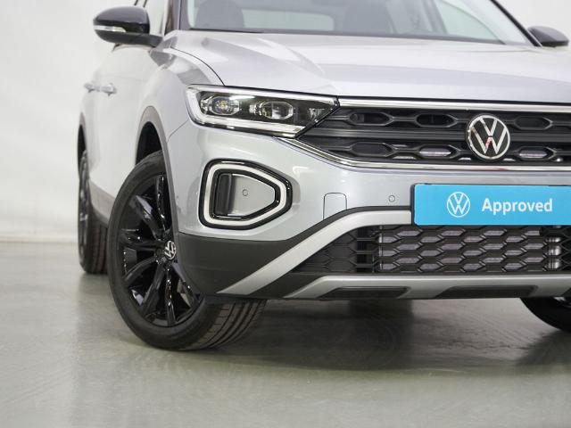 Volkswagen T-Roc ``Más`` Dark 1.0 TSI 81 kW (110 CV)