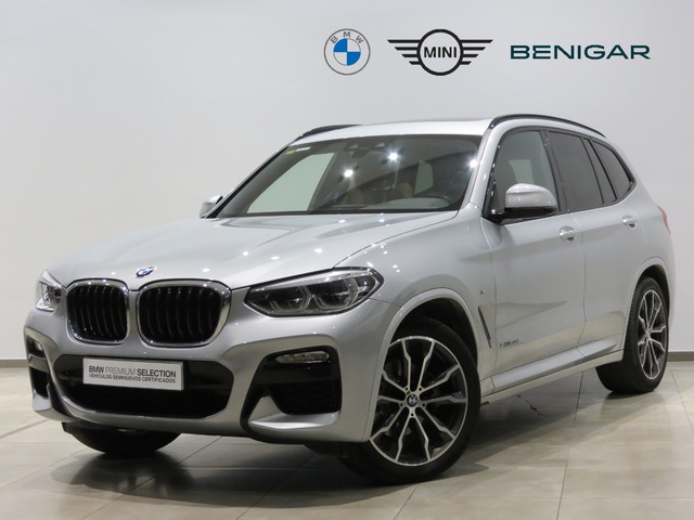 BMW X3 xDrive20d color Gris Plata. Año 2018. 140KW(190CV). Diésel. En concesionario GANDIA Automoviles Fersan, S.A. de Valencia