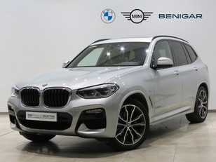 Fotos de BMW X3 xDrive20d color Gris Plata. Año 2018. 140KW(190CV). Diésel. En concesionario GANDIA Automoviles Fersan, S.A. de Valencia